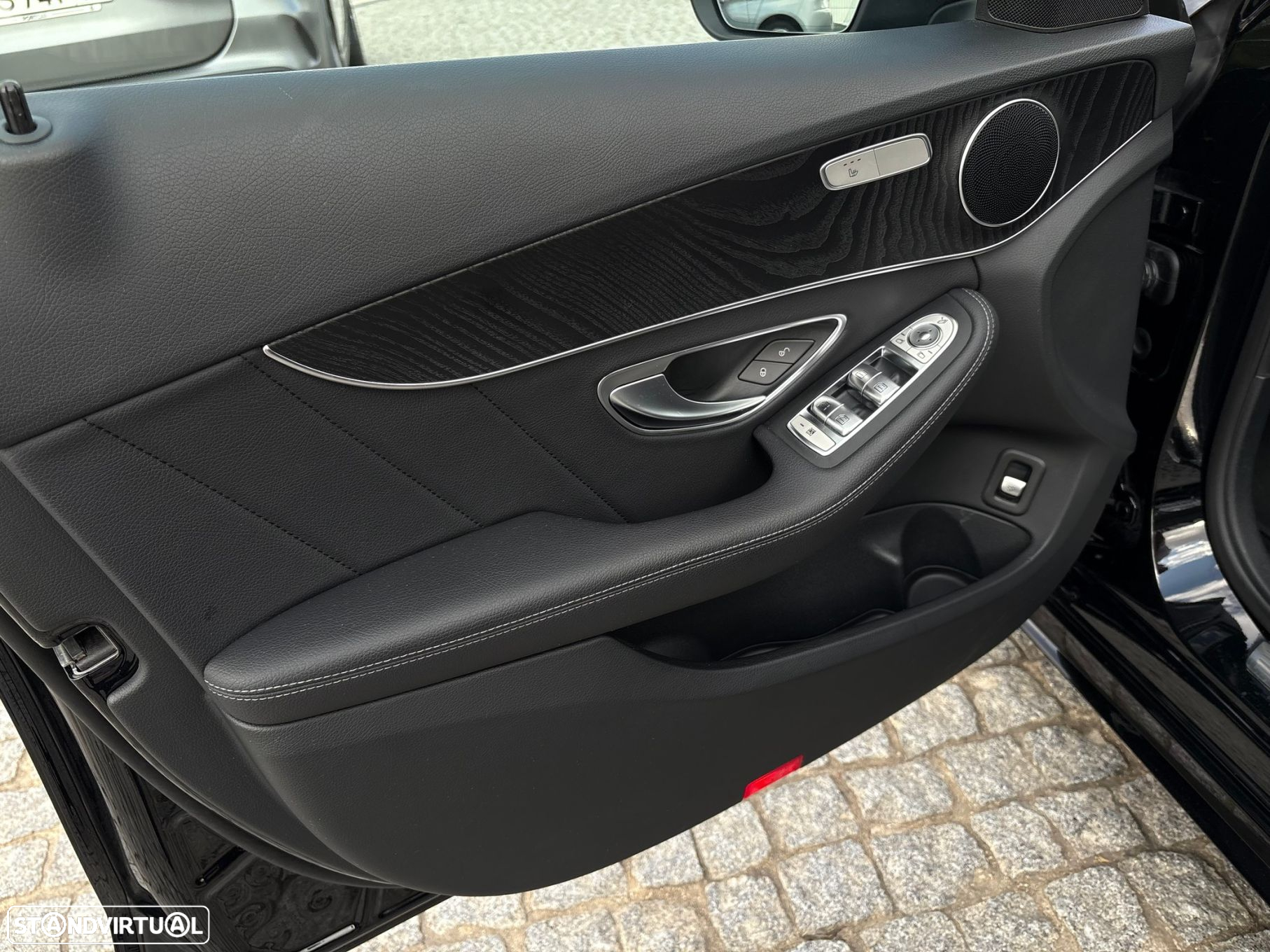 Mercedes-Benz C 300 de AMG Line - 13
