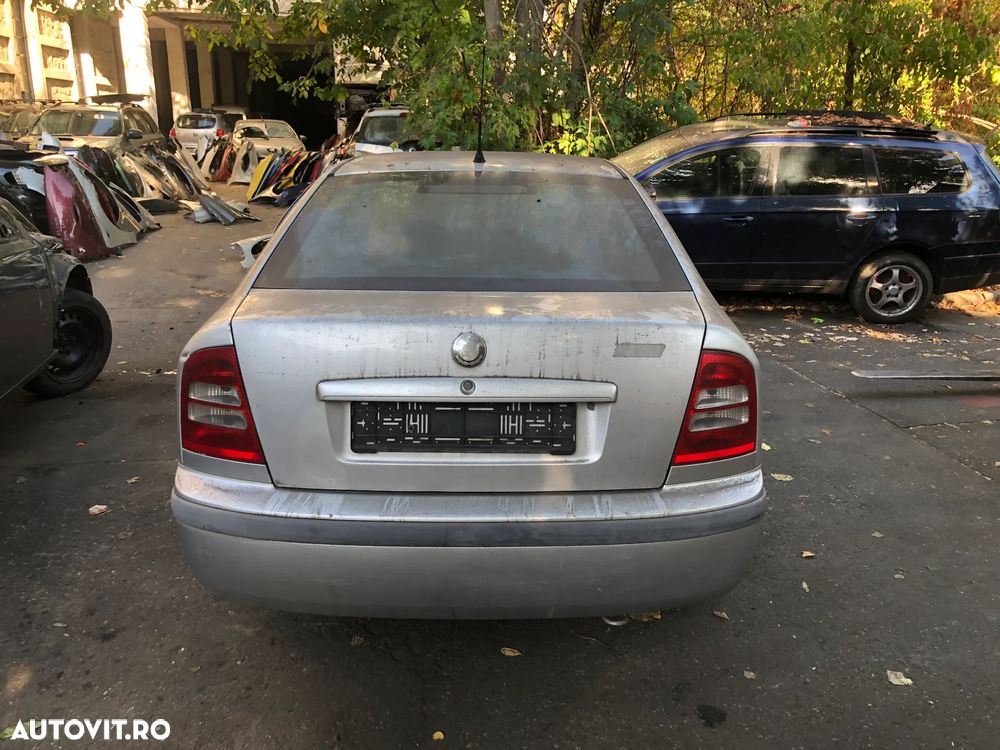Dezmembrez Skoda Octavia 1 gri argintiu 1,9 diesel 2003 xenon - 7