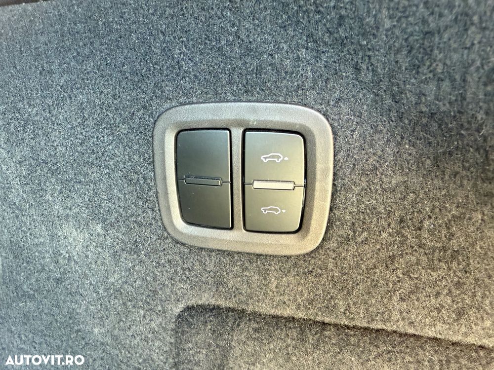 Porsche Cayenne E-Hybrid Tiptronic S Platinum Edition - 30