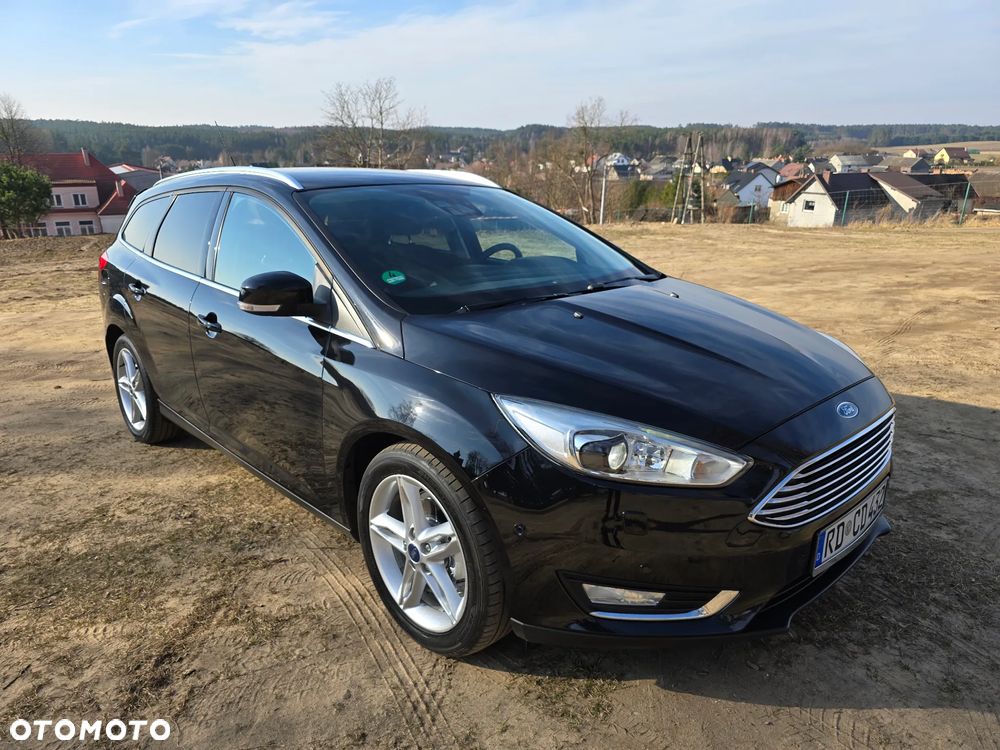 Ford Focus 1.0 EcoBoost STart-Stopp-System TITANIUM - 1