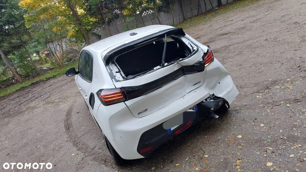 Peugeot 208 1.2 mHEV Active - 11