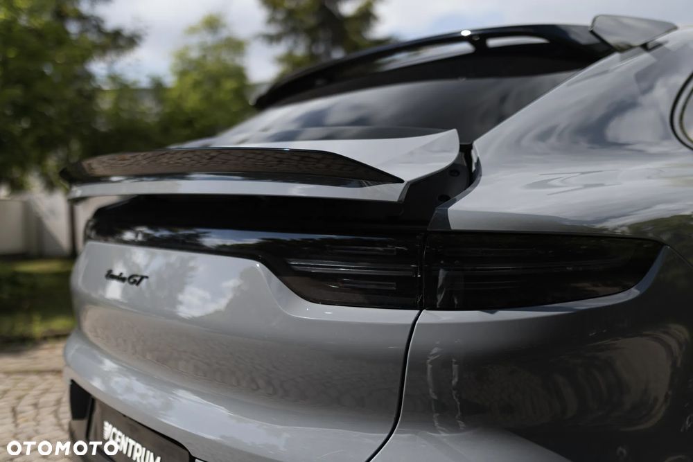 Porsche Cayenne Turbo GT - 19