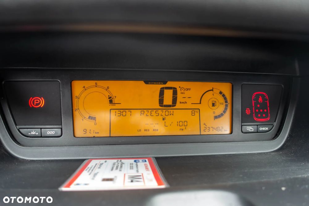 Citroën C4 Picasso - 19