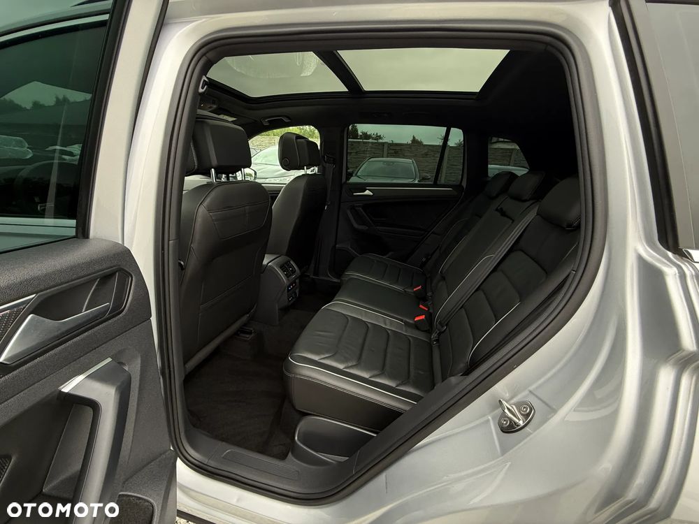Volkswagen Tiguan 2.0 TDI R-Line DSG - 29