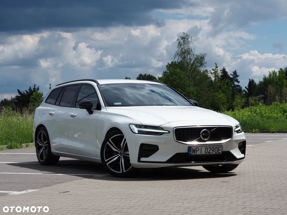 Volvo V60 T4 R-Design - 1