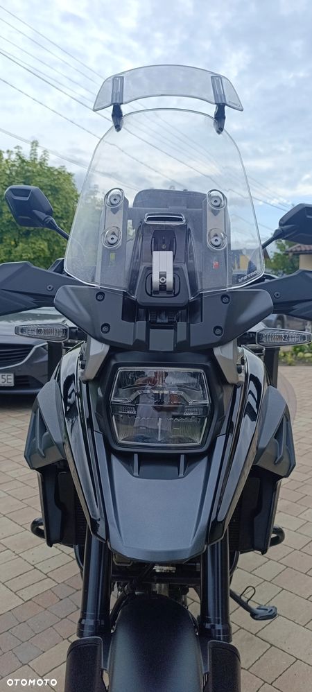 Suzuki V-STROM - 18