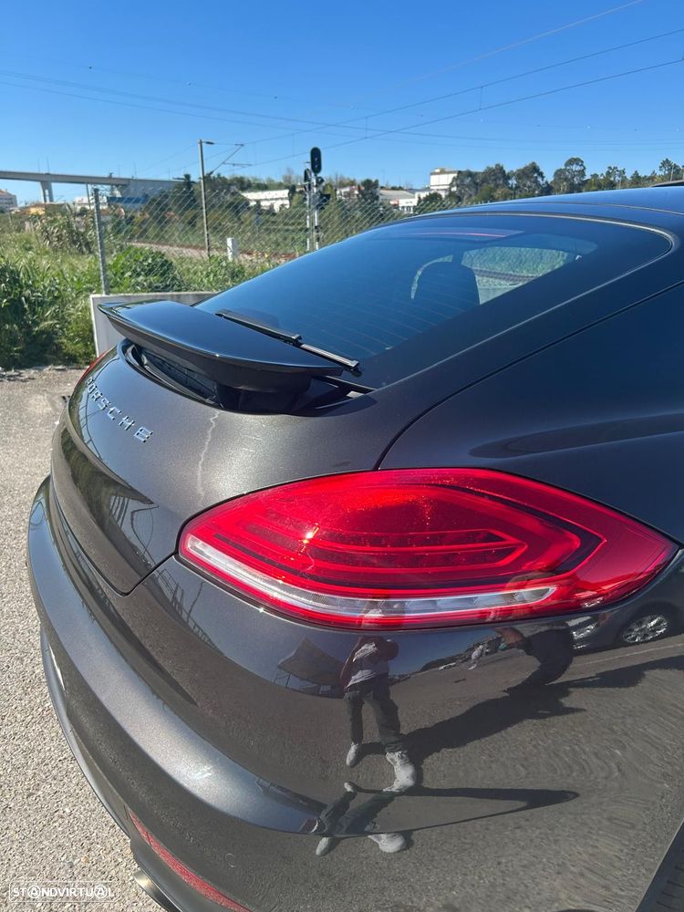 Porsche Panamera 4S PDK - 13
