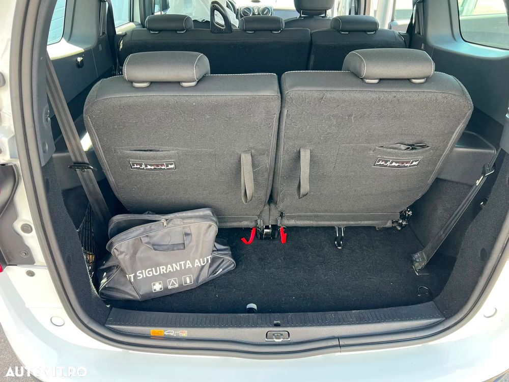Dacia Lodgy 1.5 Blue dCi Laureate - 10