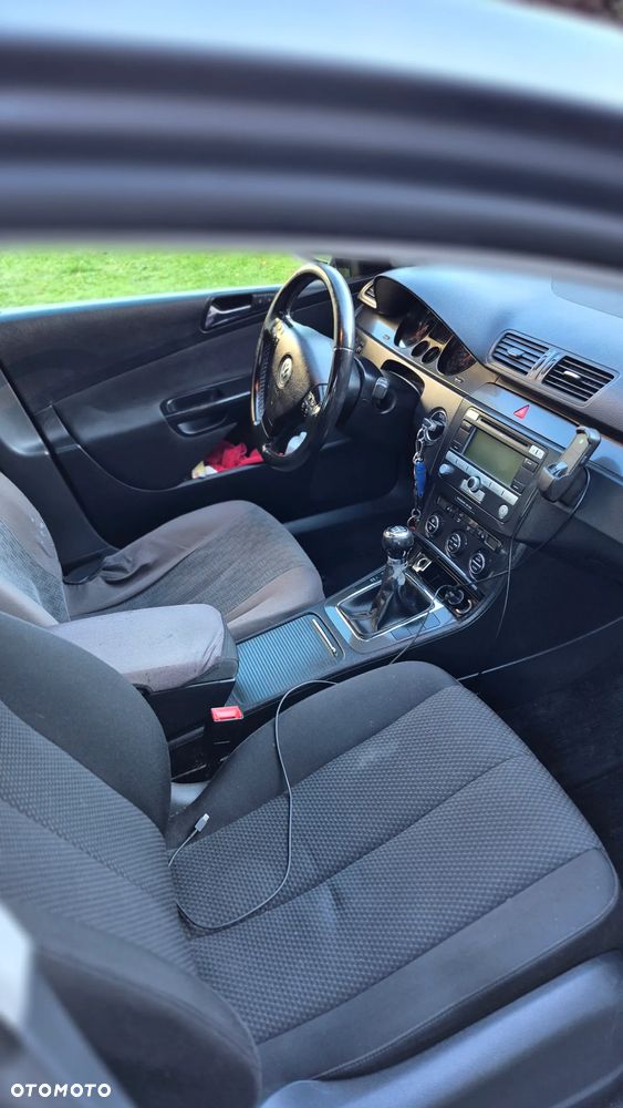 Volkswagen Passat 2.0 TDI Trendline - 20
