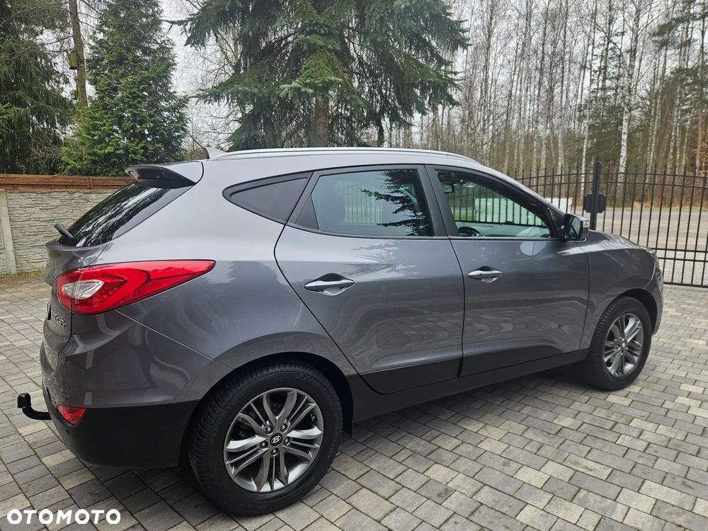 Hyundai ix35 1.6 2WD Fifa World Cup Edition - 8