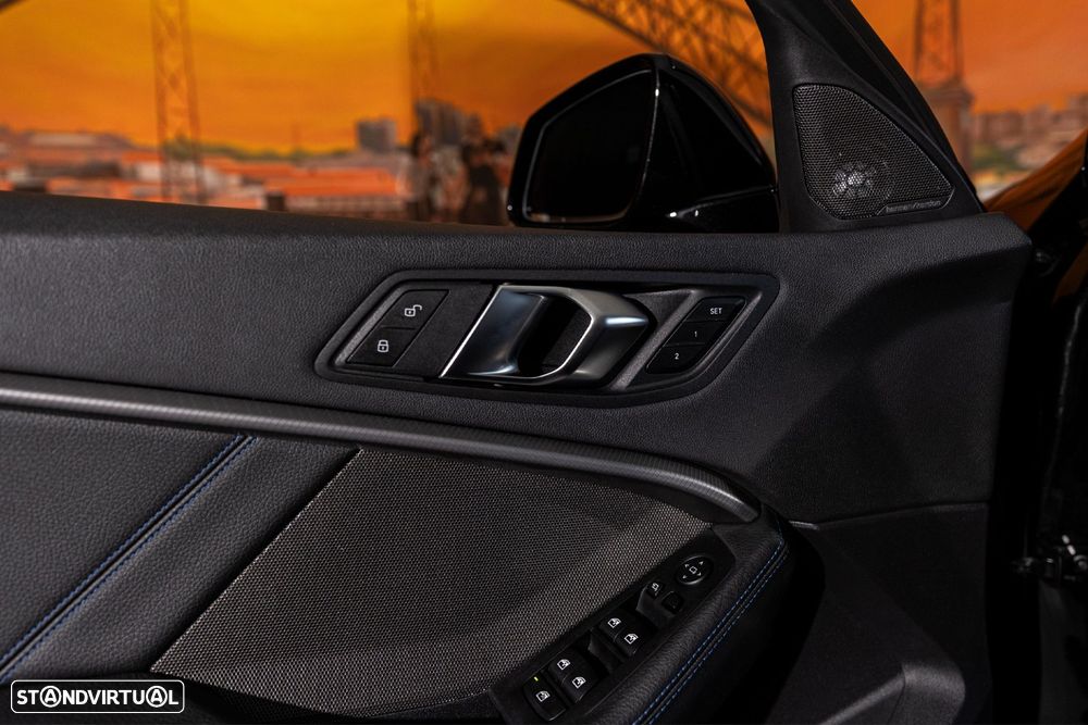BMW 118 i Pack Desportivo M Auto - 35