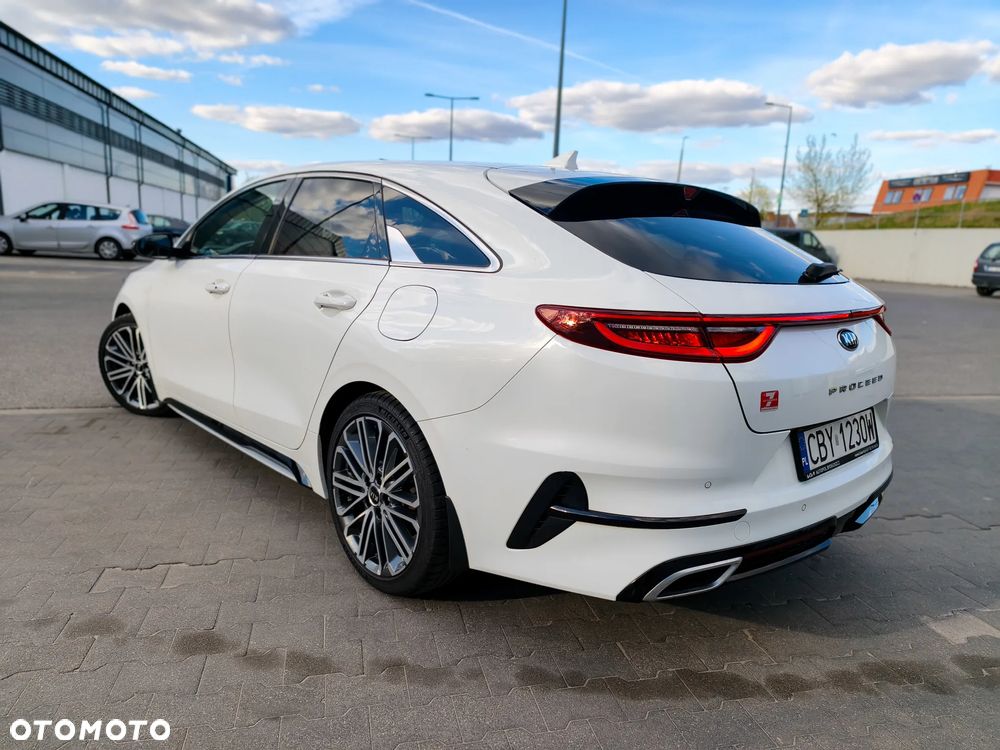Kia ProCeed - 7