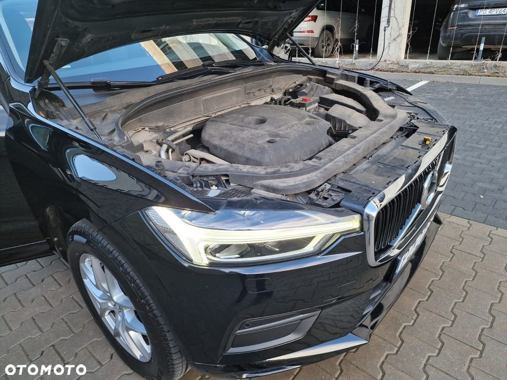 Volvo XC 60 T4 Momentum - 25