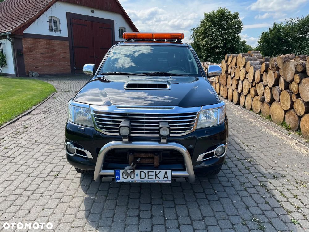 Toyota Hilux 3.0 D-4D SR5 - 9