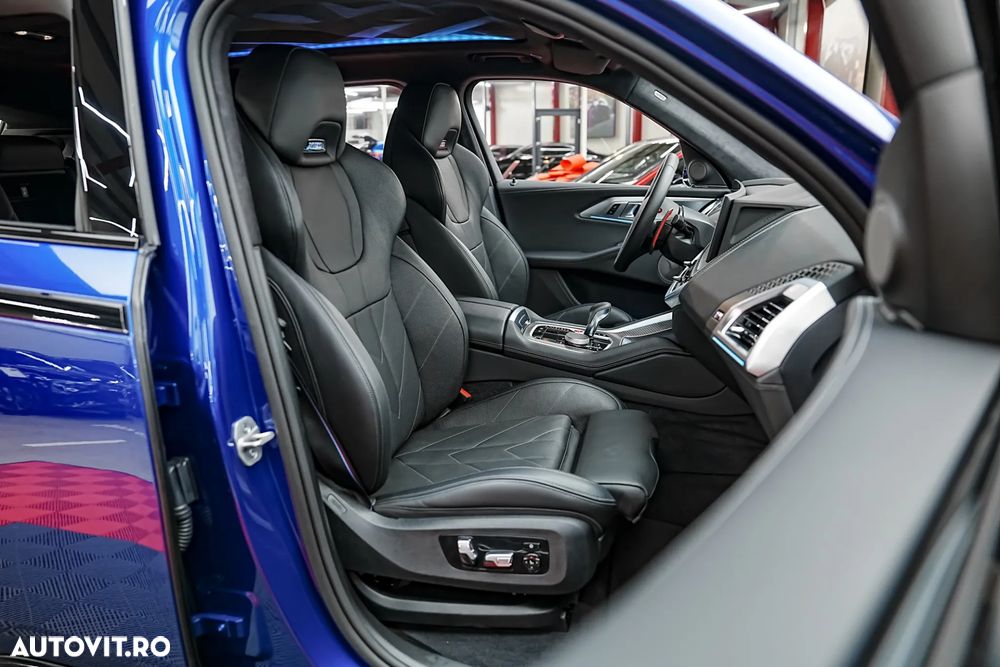 BMW XM 50e - 8
