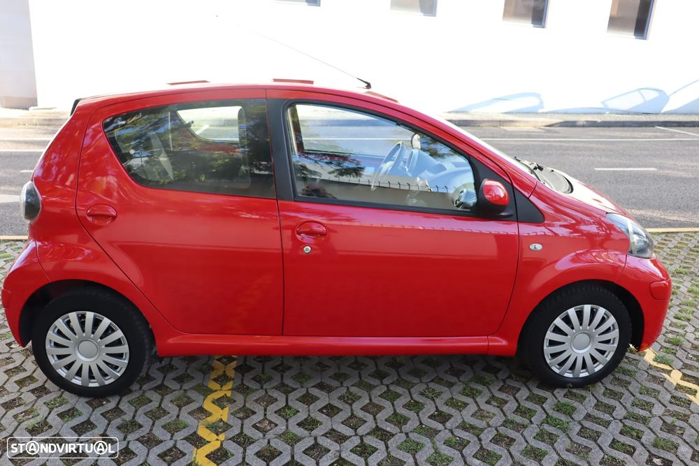 Toyota Aygo 1.0 Style Pack+VSC MM - 23