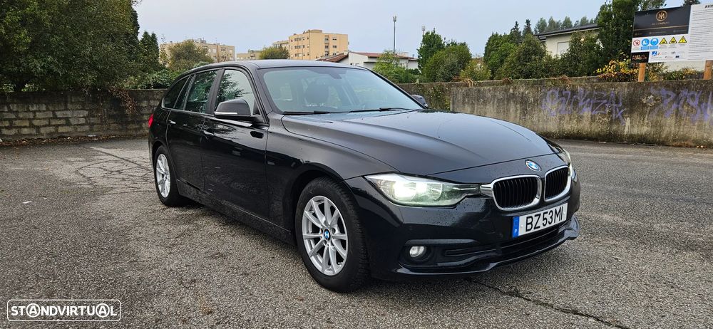 BMW 320 d Touring EfficientDynamics Auto - 2