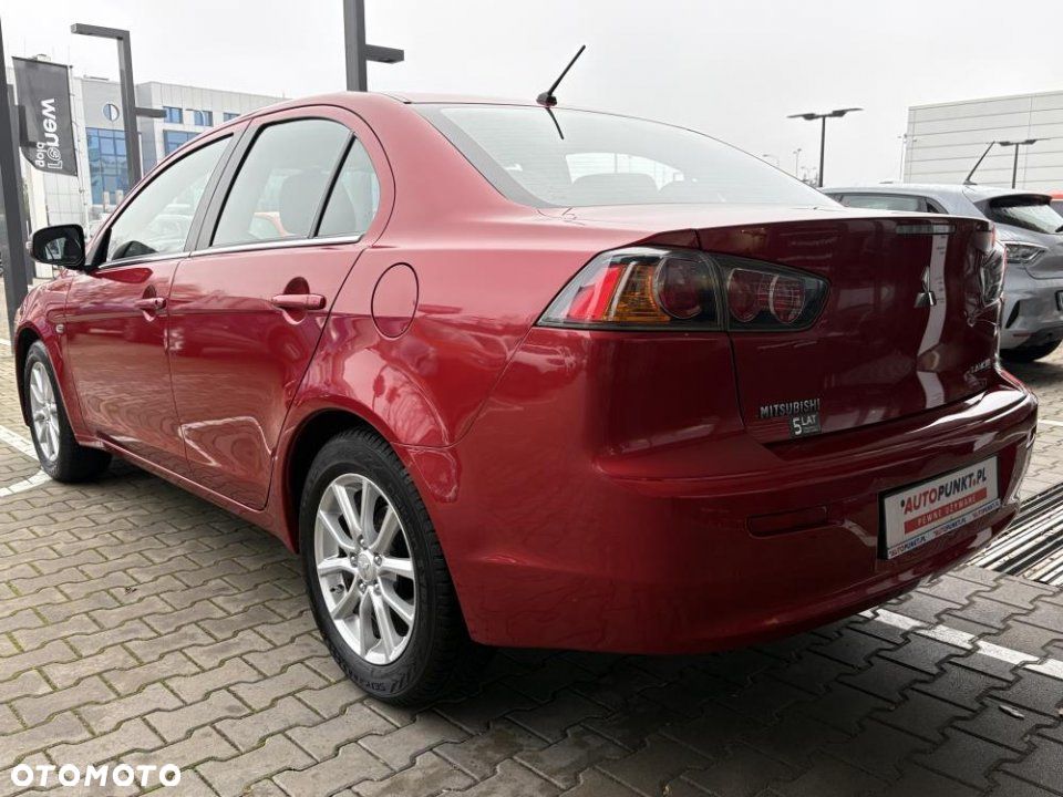 Mitsubishi Lancer - 17