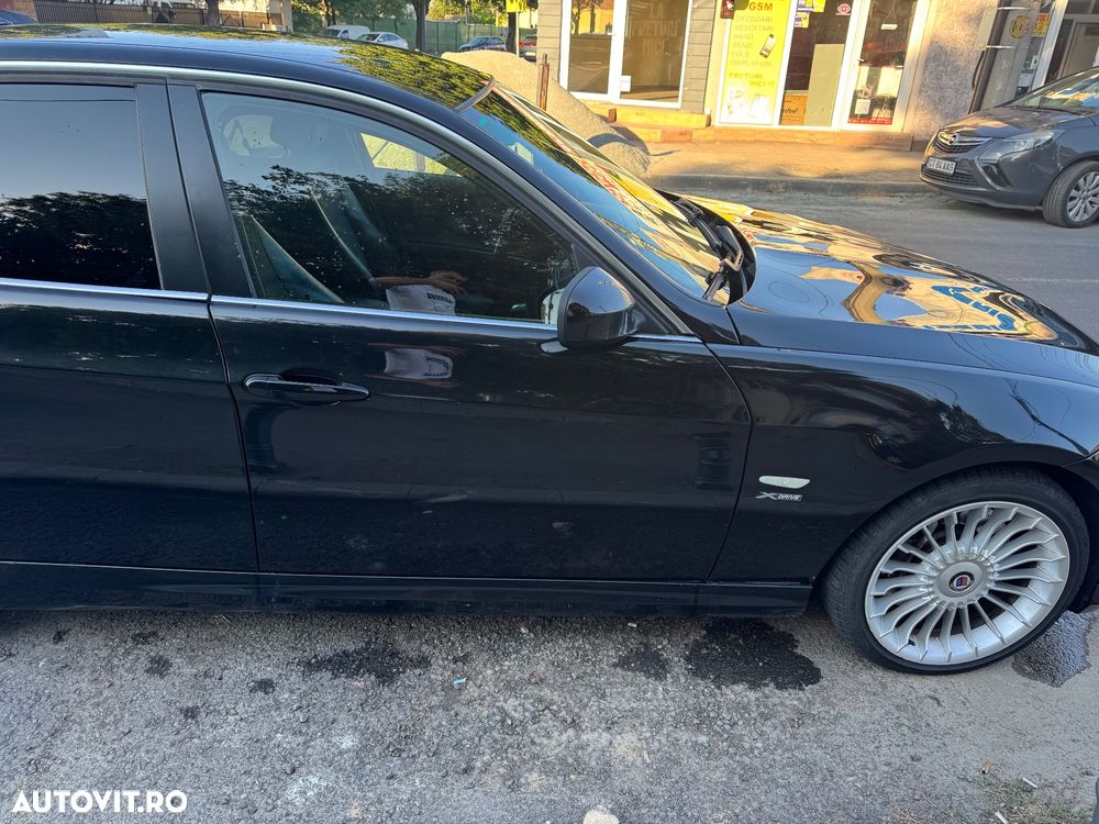 BMW Seria 3 330d DPF Touring Aut. Edition Sport - 5