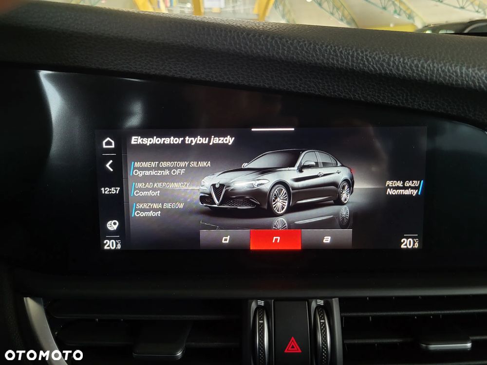 Alfa Romeo Giulia 2.0 Turbo Sprint - 28