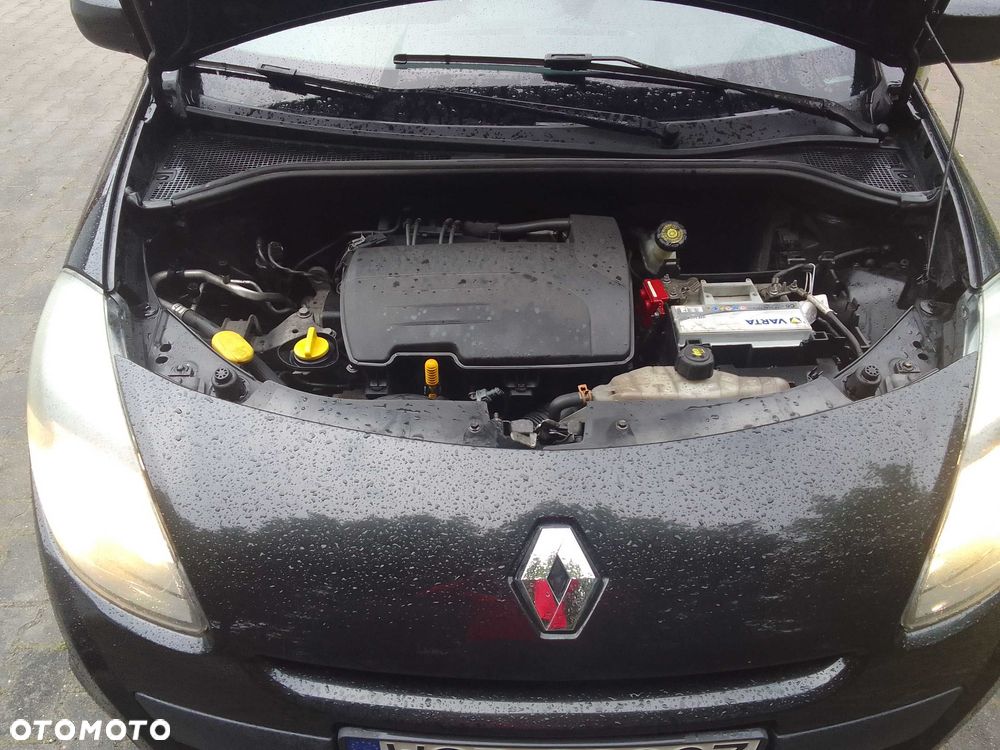 Renault Clio - 7