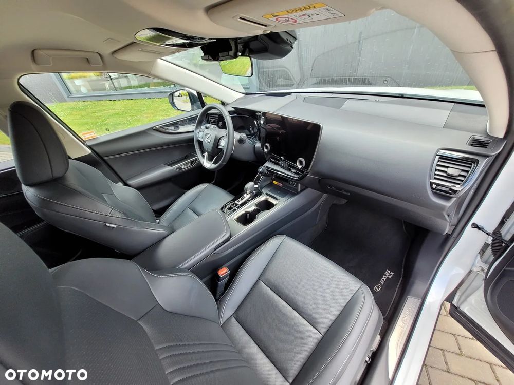 Lexus NX 350h Prestige AWD - 4