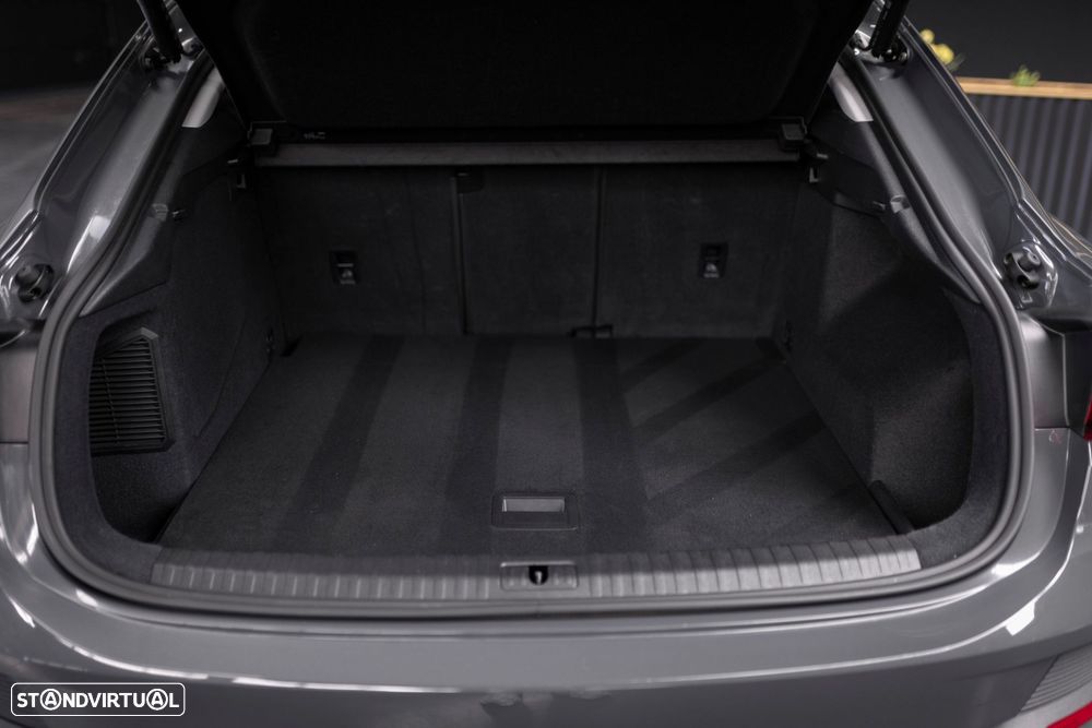 Audi Q3 Sportback - 12