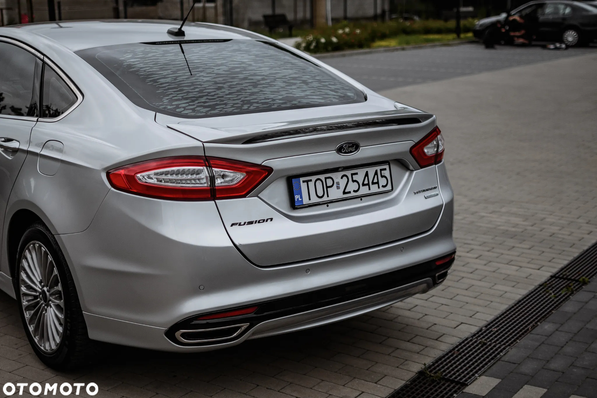 Ford Fusion 2.0 EcoBoost Titanium - 4