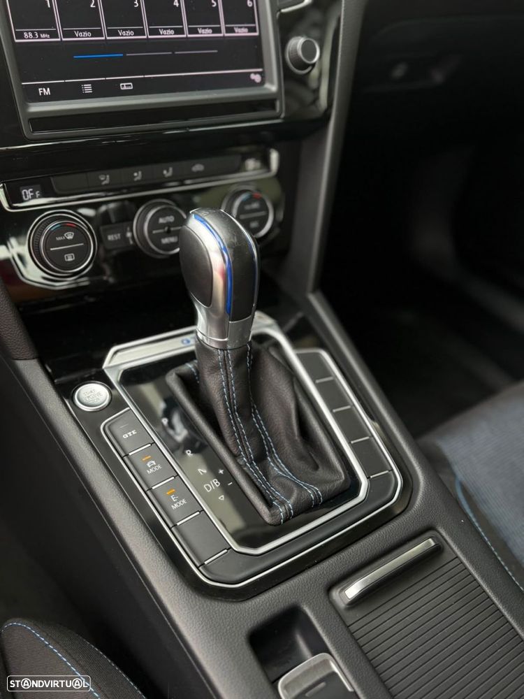 VW Passat - 29