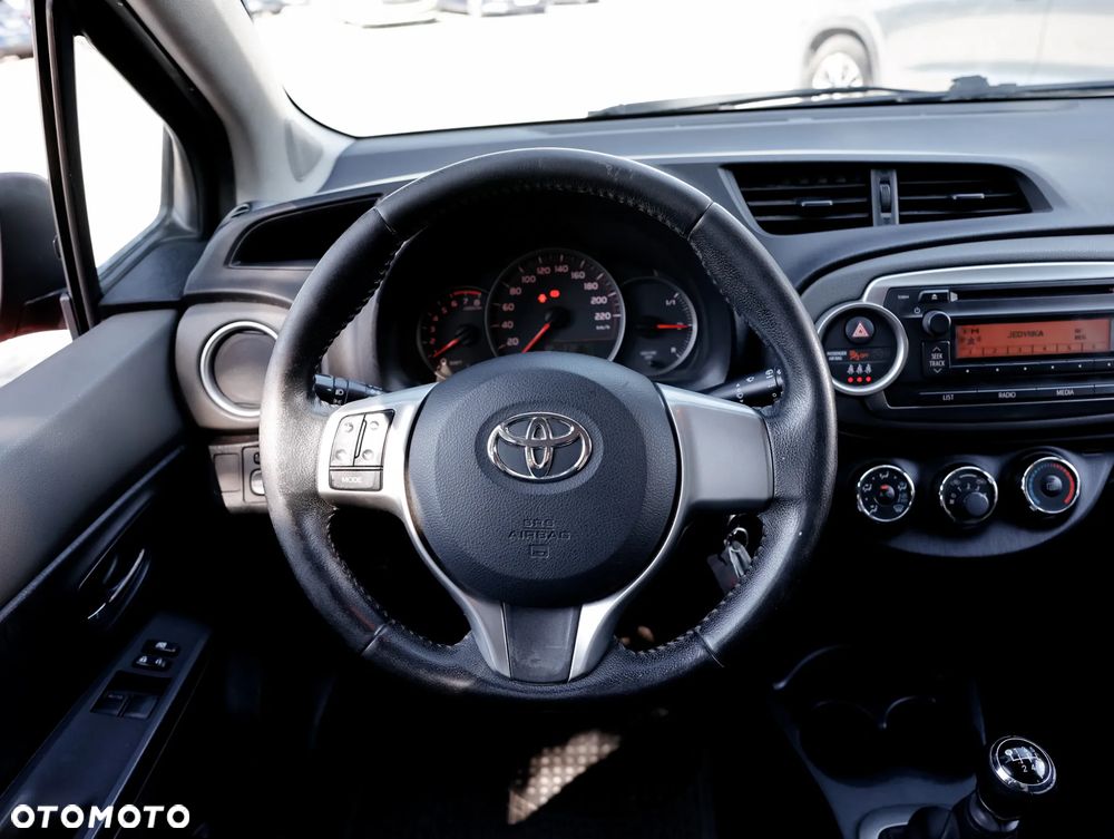 Toyota Yaris 1.33 Luna - 14