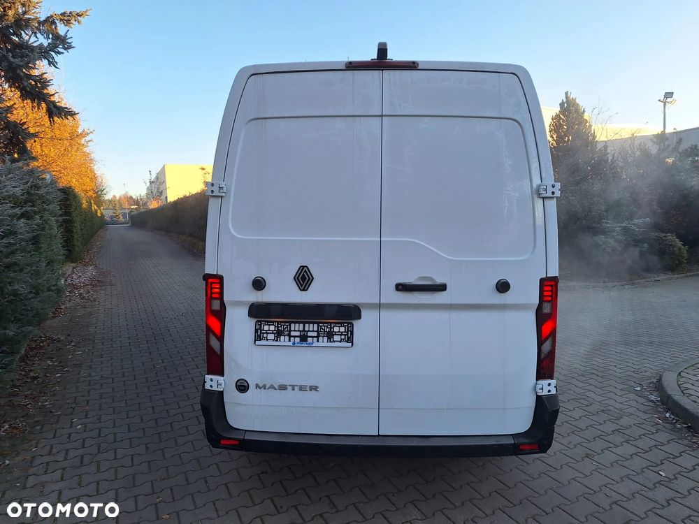 Renault Master - 3