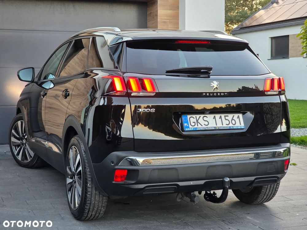 Peugeot 3008 1.5 BlueHDi Allure Pack S&S EAT8 - 23