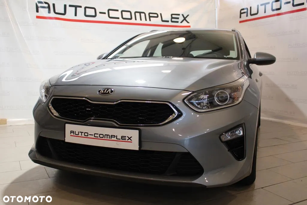 Kia Ceed 1.5 T-GDI M - 6