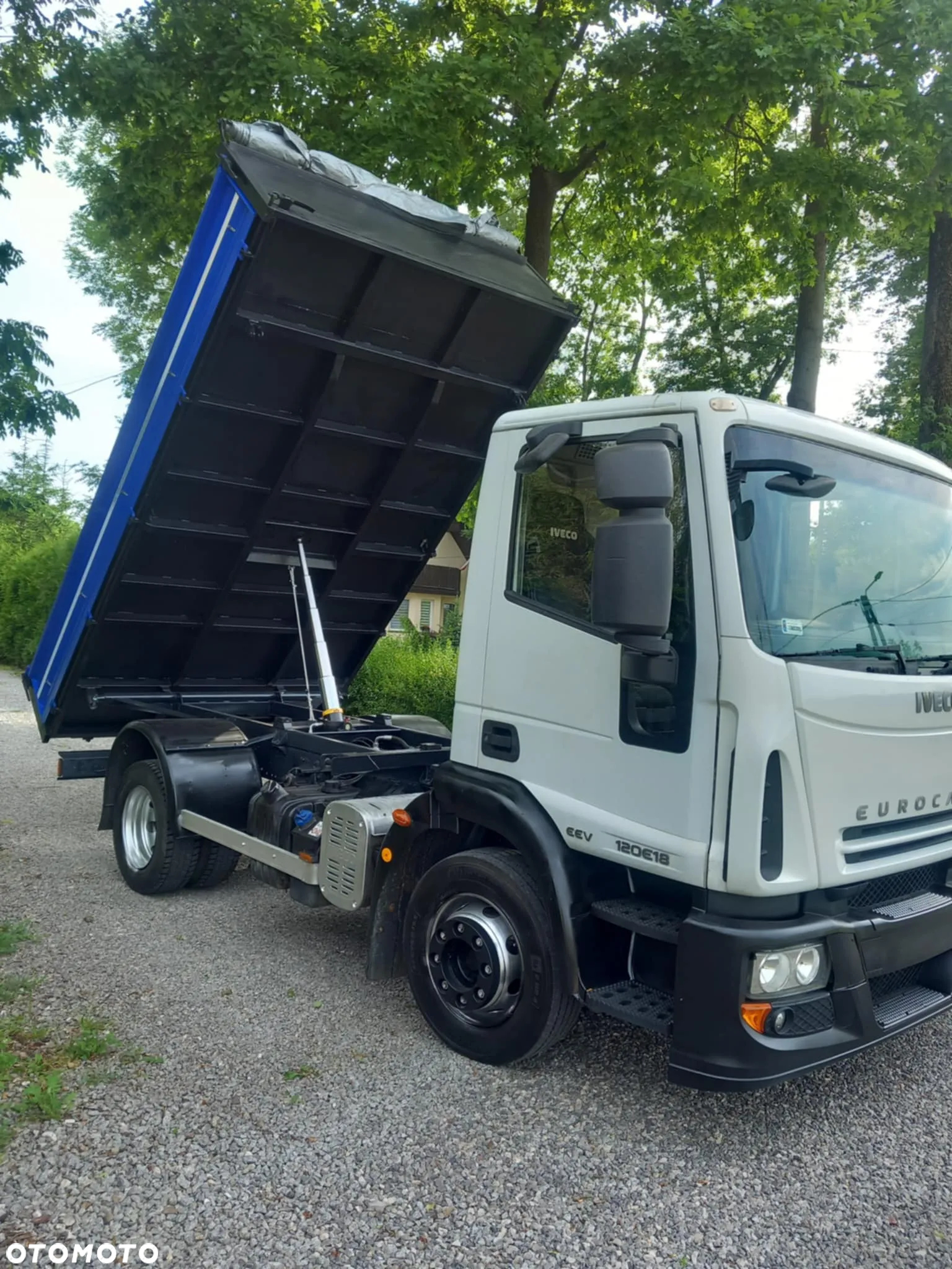 Iveco E120 - 12