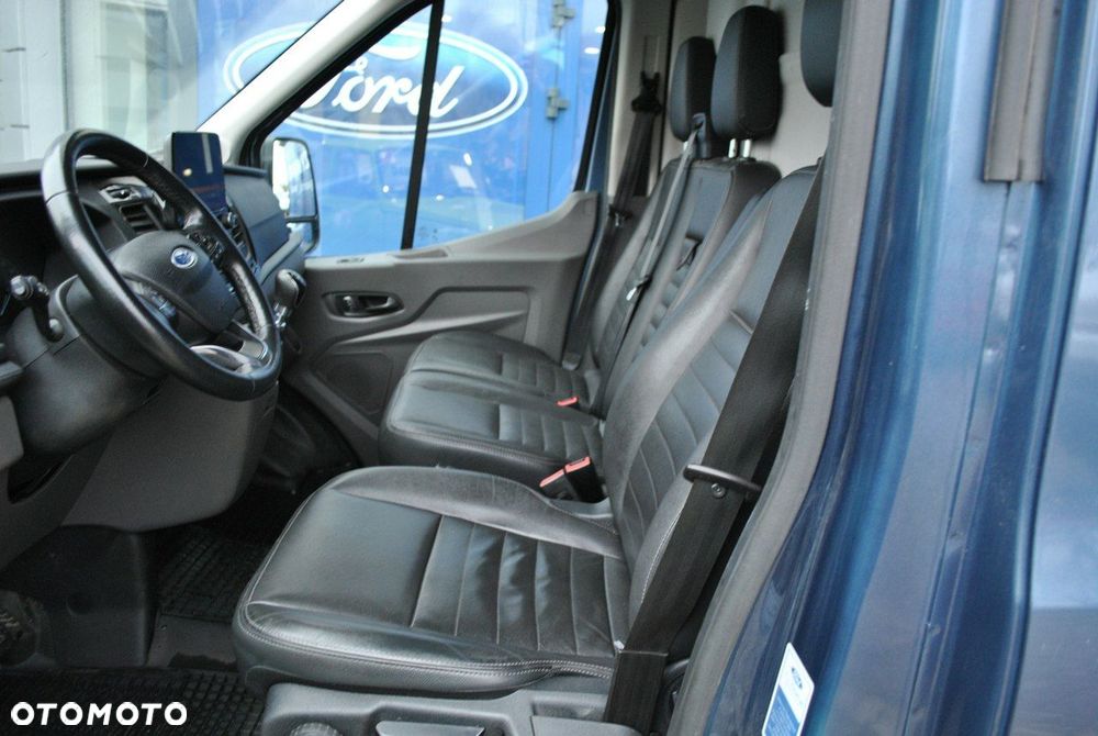 Ford Transit - 25
