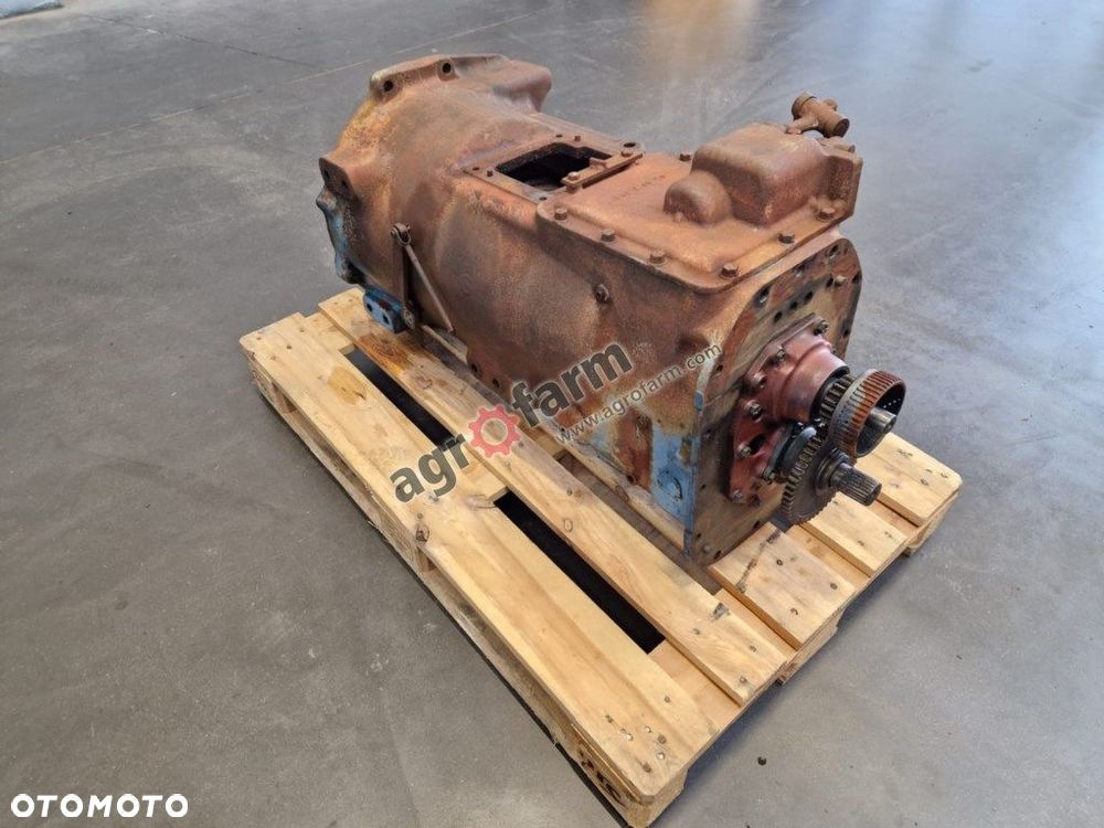 Skrzynia biegów Ford 7700, D7NN7006C - 3