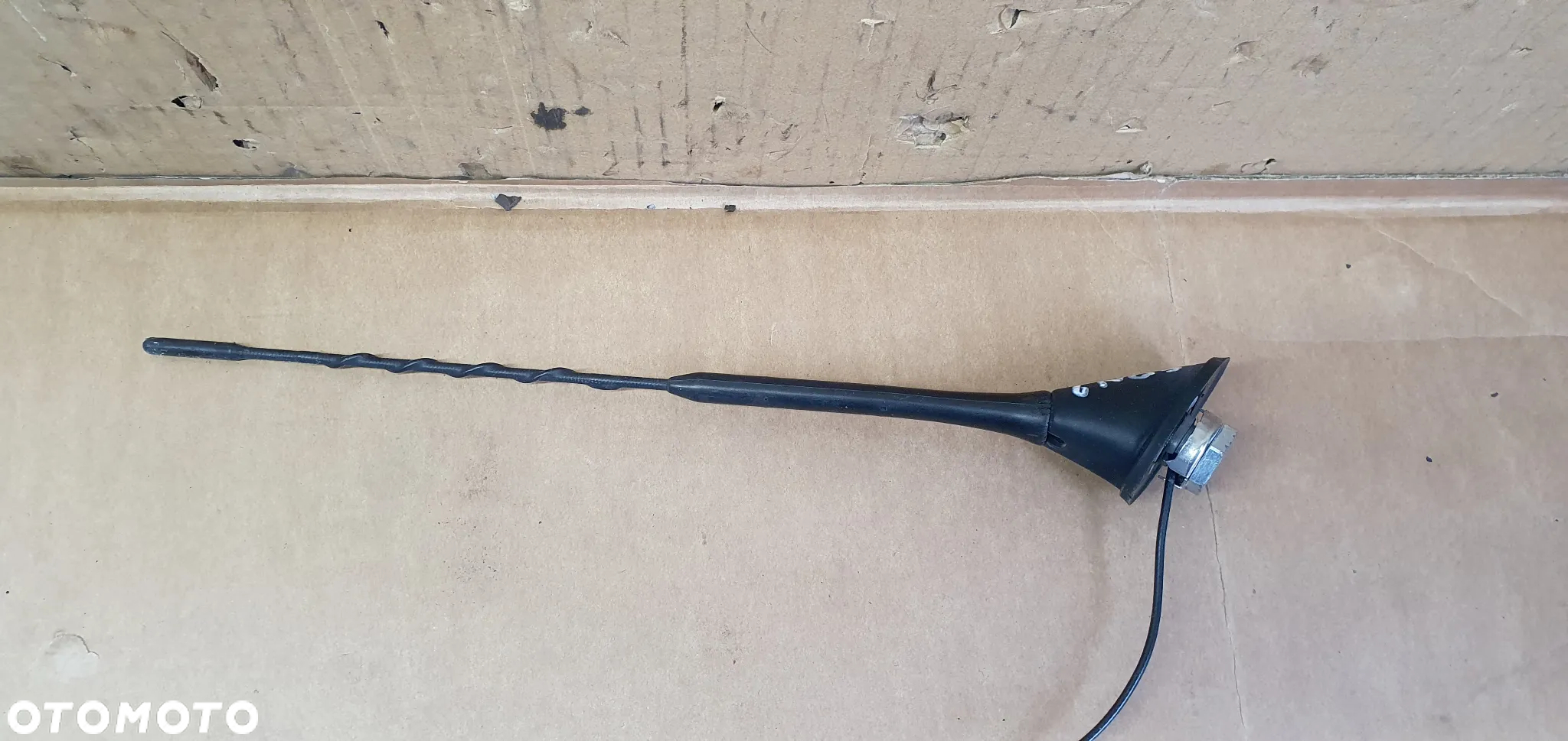 Antena dachowa radia Seat Leon II - 2