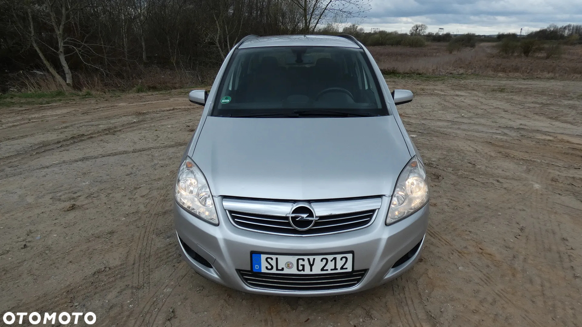 Opel Zafira 1.9 CDTI Automatik Edition - 2