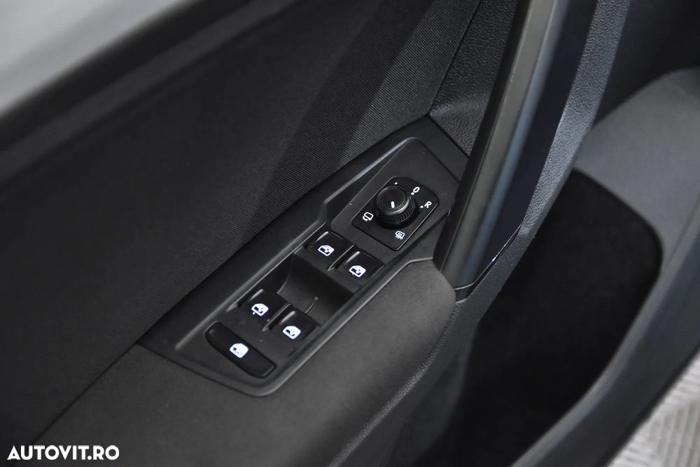 Volkswagen Tiguan - 13