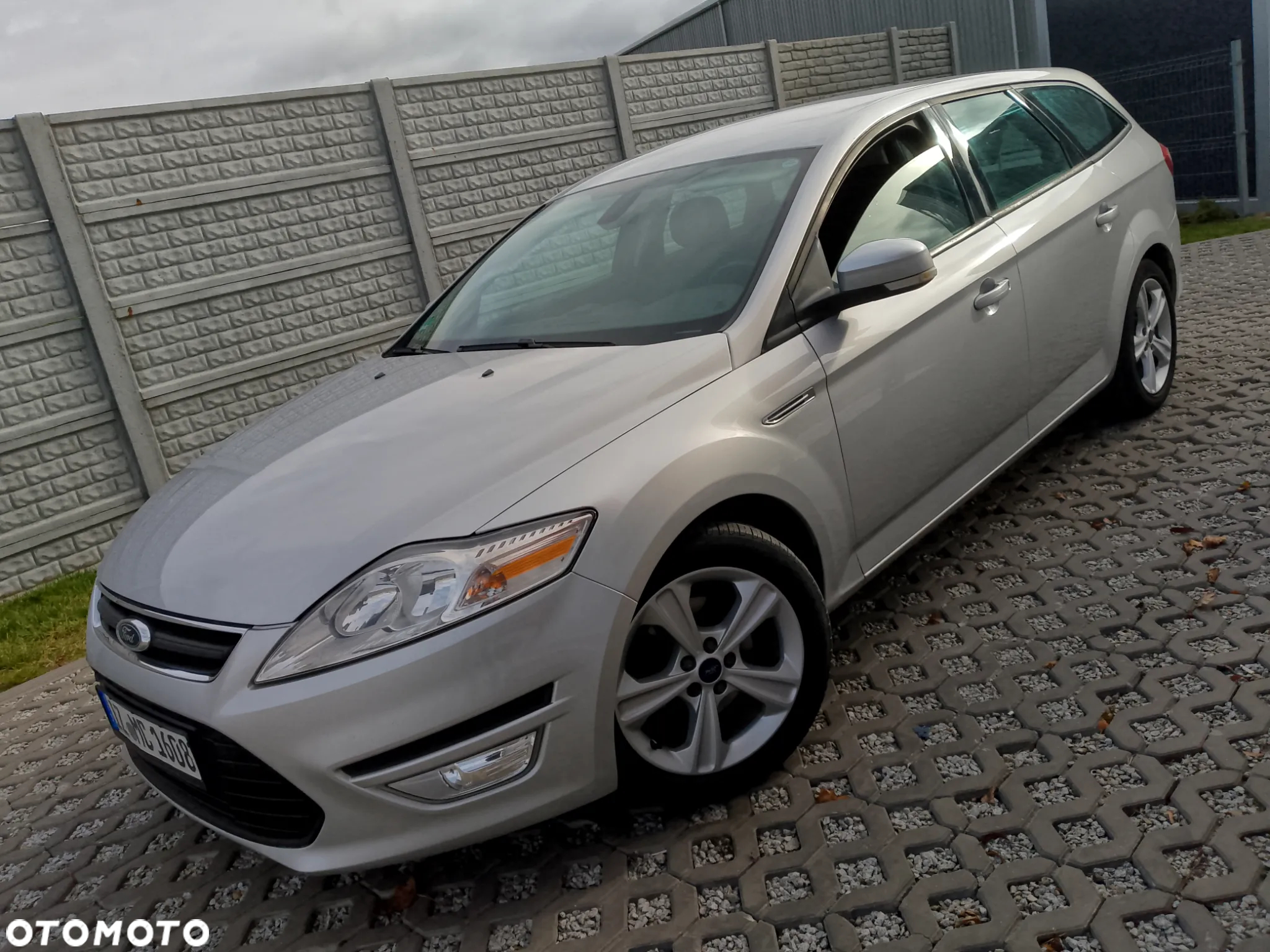 Ford Mondeo 1.6 TDCi ECOnetic Start-Stopp Ambiente - 2