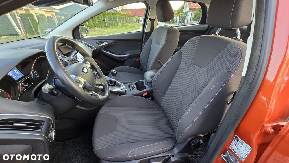 Ford Focus 1.6 EcoBoost Titanium - 12