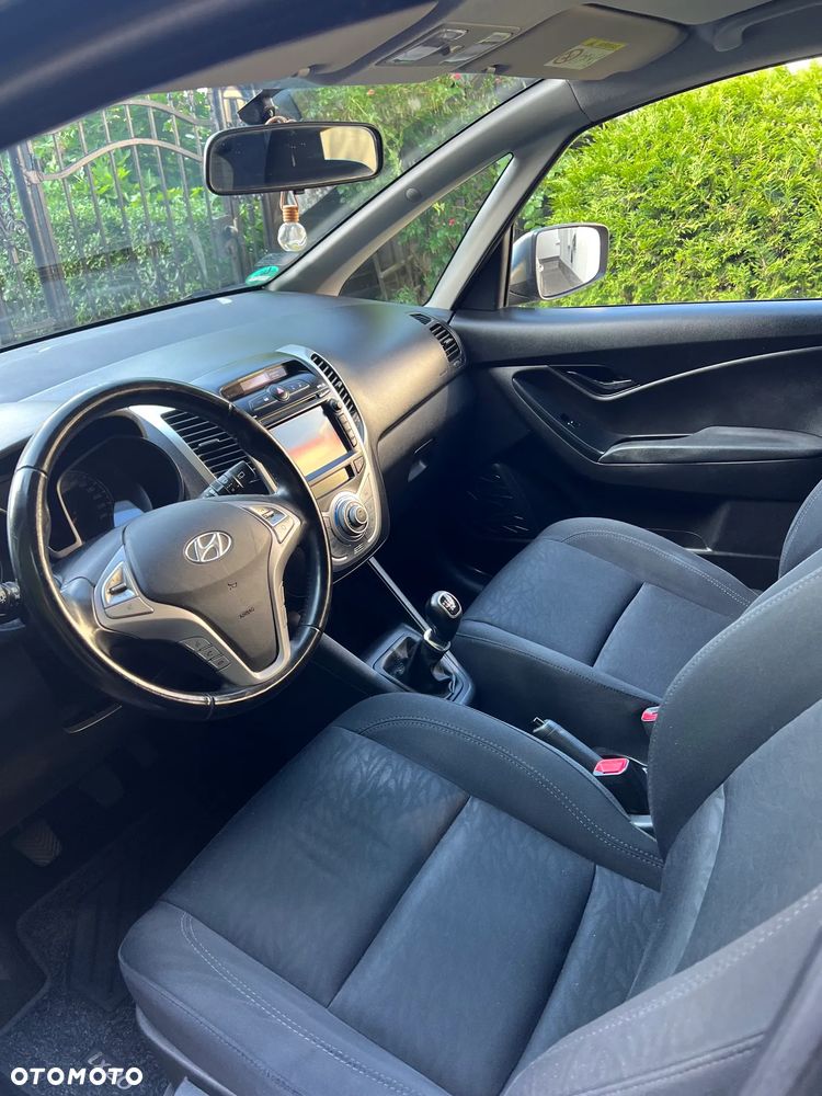 Hyundai ix20 - 3