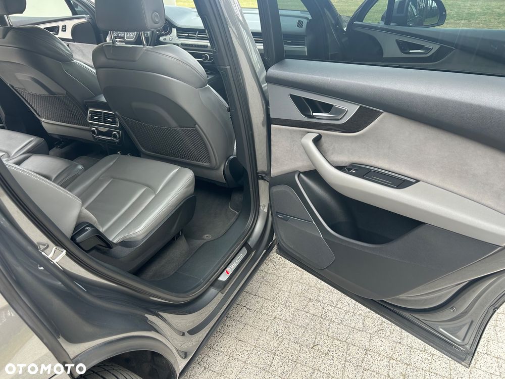 Audi Q7 - 33