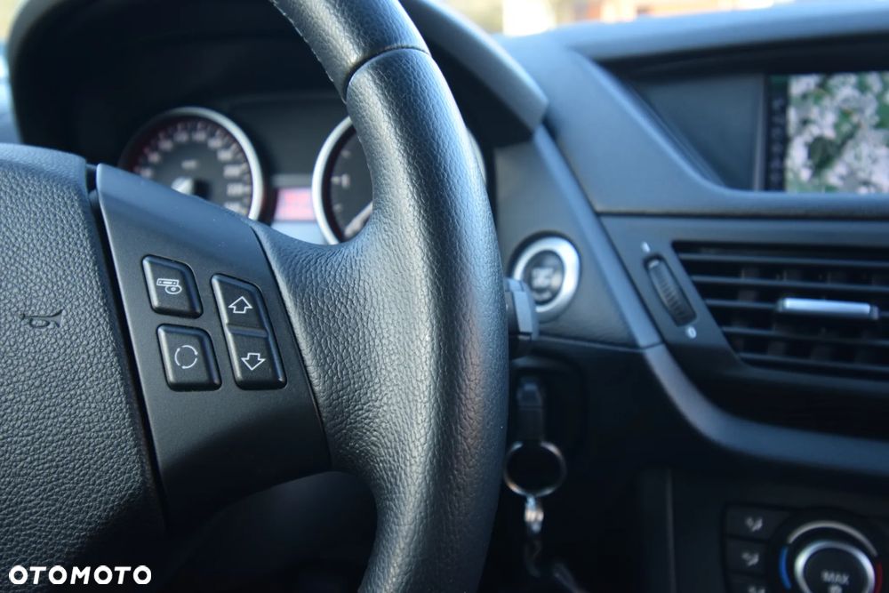 BMW X1 sDrive20d - 26