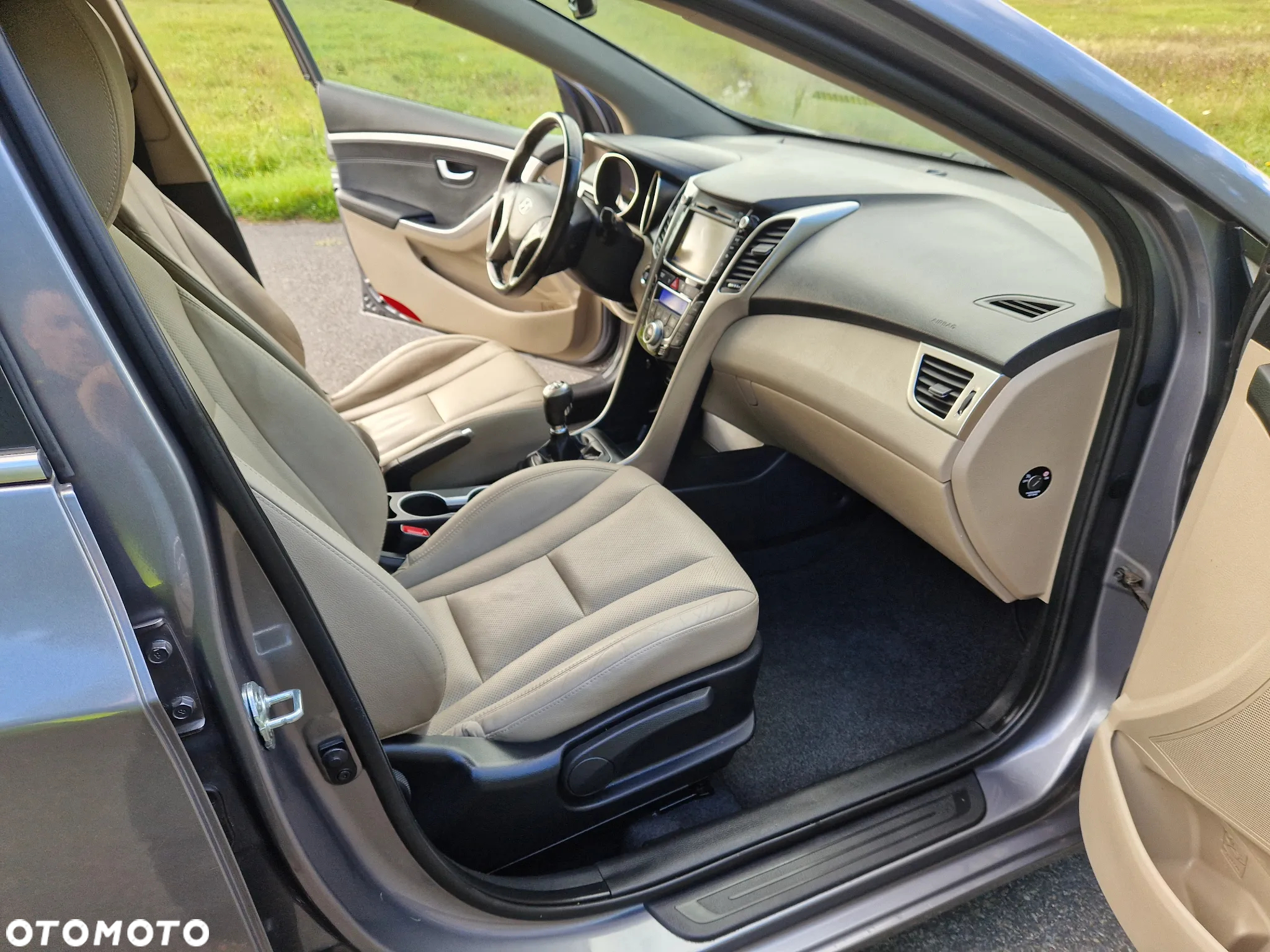 Hyundai i30 blue 1.6 CRDi Trend - 17
