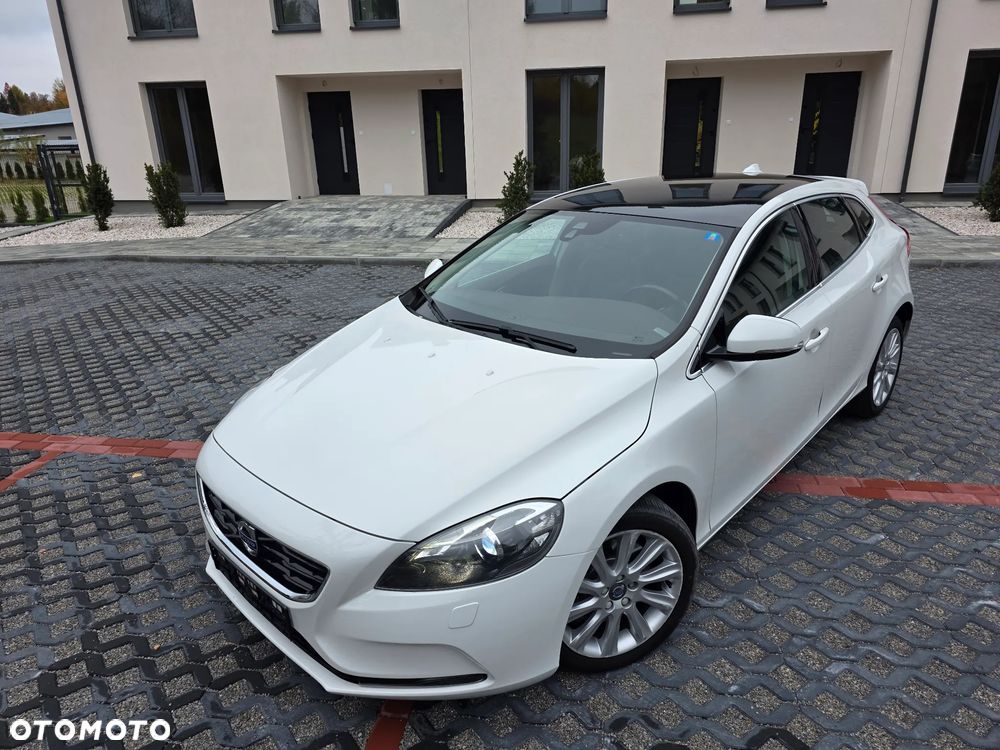 Volvo V40 - 27