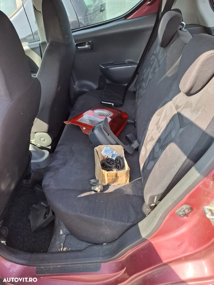 Dezmembrez Suzuki Alto - 9