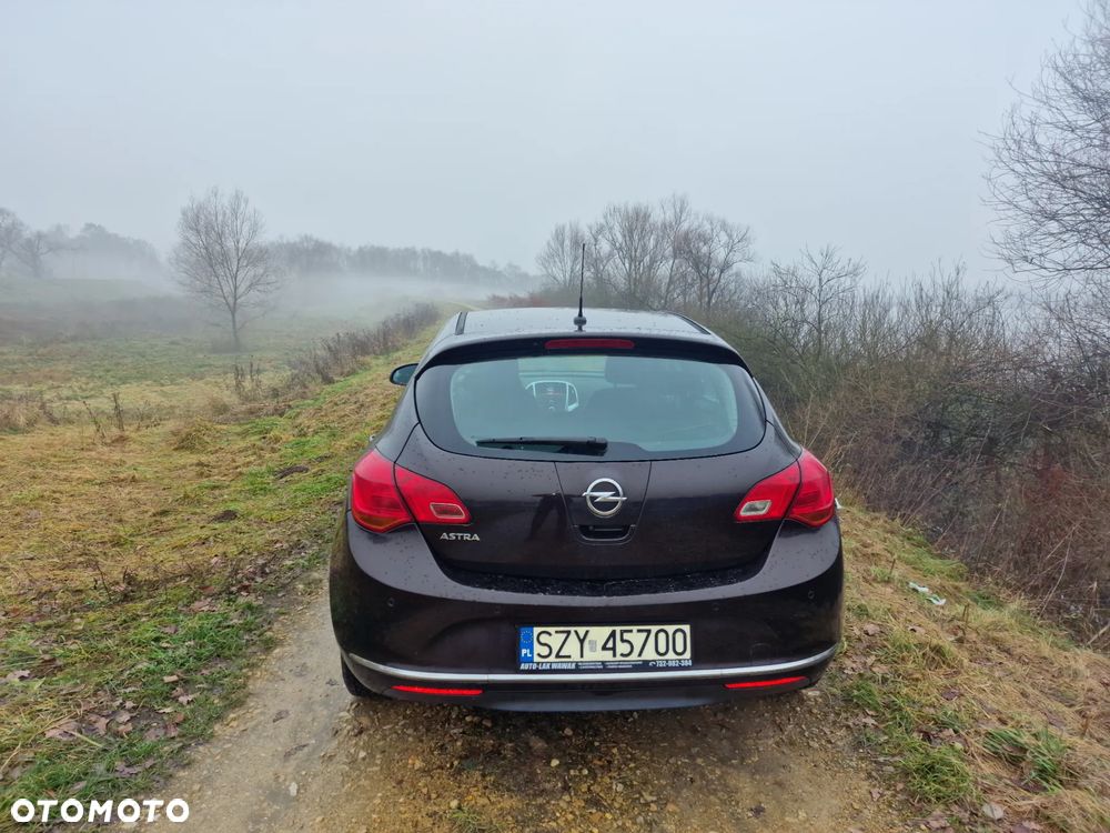Opel Astra 1.6 ENERGY - 12