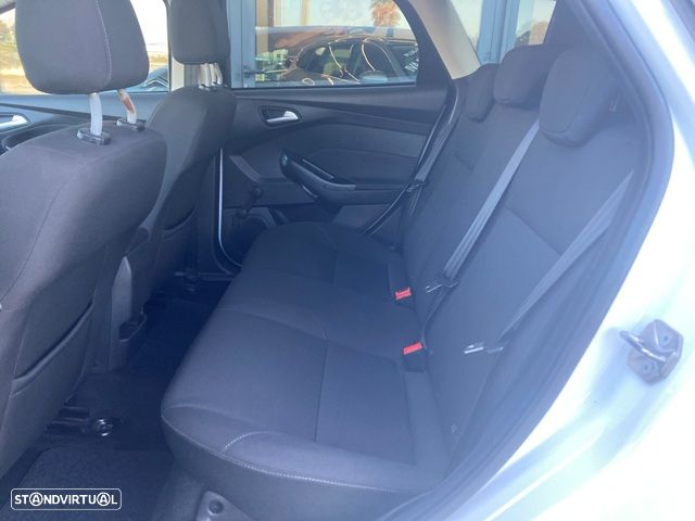 Ford Focus SW 1.5 EcoBlue S&S ACTIVE - 23