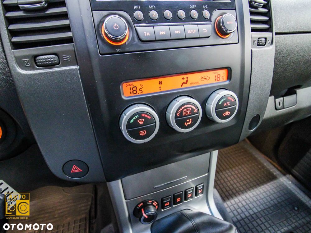 Nissan Navara 2.5 D LE Long EU5 - 18